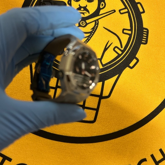 Casio G-Shock GA-2100 “CasiOak” – Silver Mod, Analog-Digital Watch, Custom Bezel - Picture 6 of 10